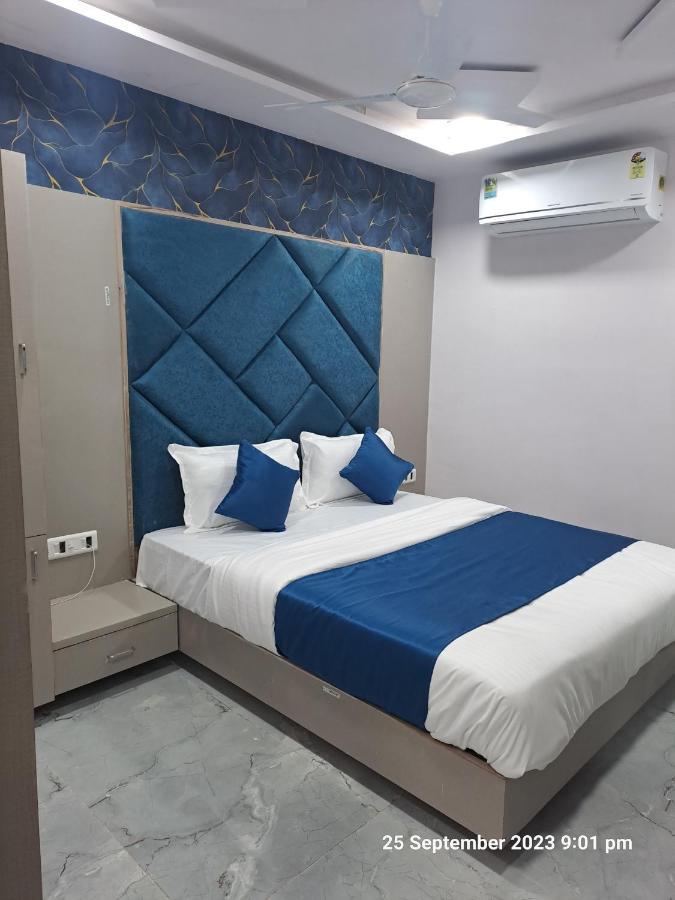 Hotel Kingdom Gandhinagar Eksteriør billede